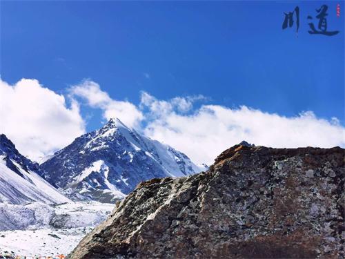 巴尔斯雪山旅游.jpg